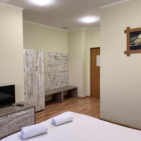 Budget Hotel Ekotel Lemberg Exterior foto
