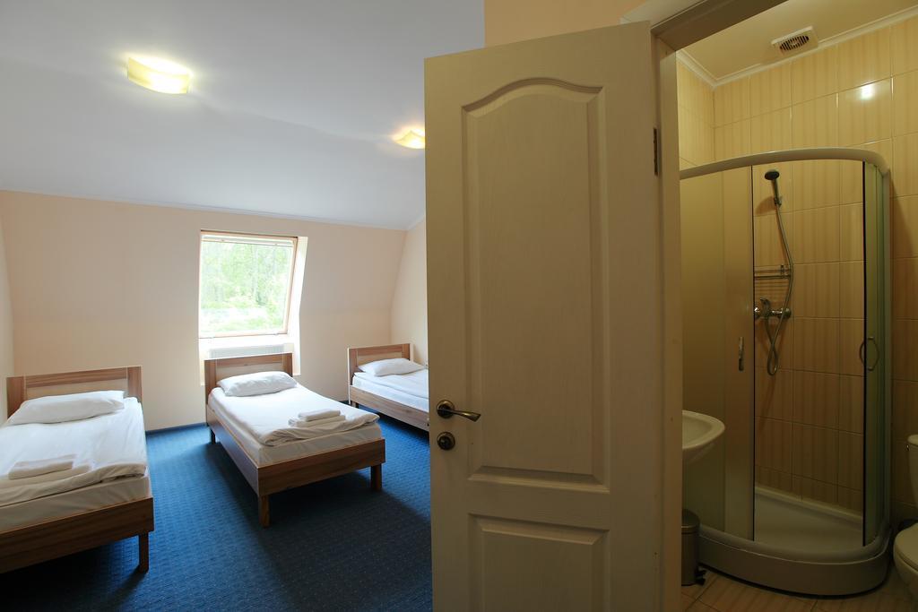 Budget Hotel Ekotel Lemberg Zimmer foto