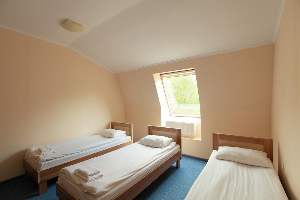 Budget Hotel Ekotel Lemberg Zimmer foto