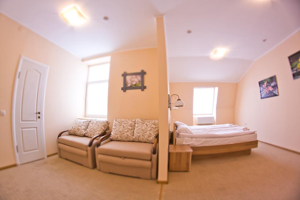Budget Hotel Ekotel Lemberg Exterior foto