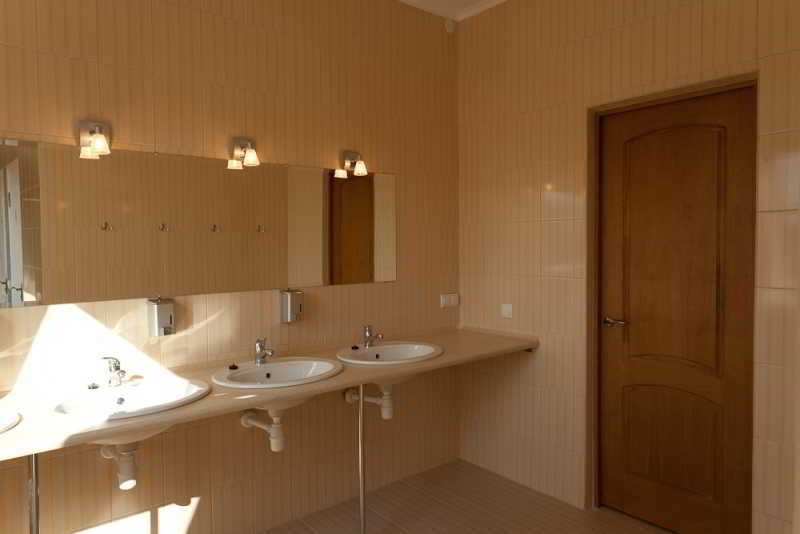 Budget Hotel Ekotel Lemberg Exterior foto
